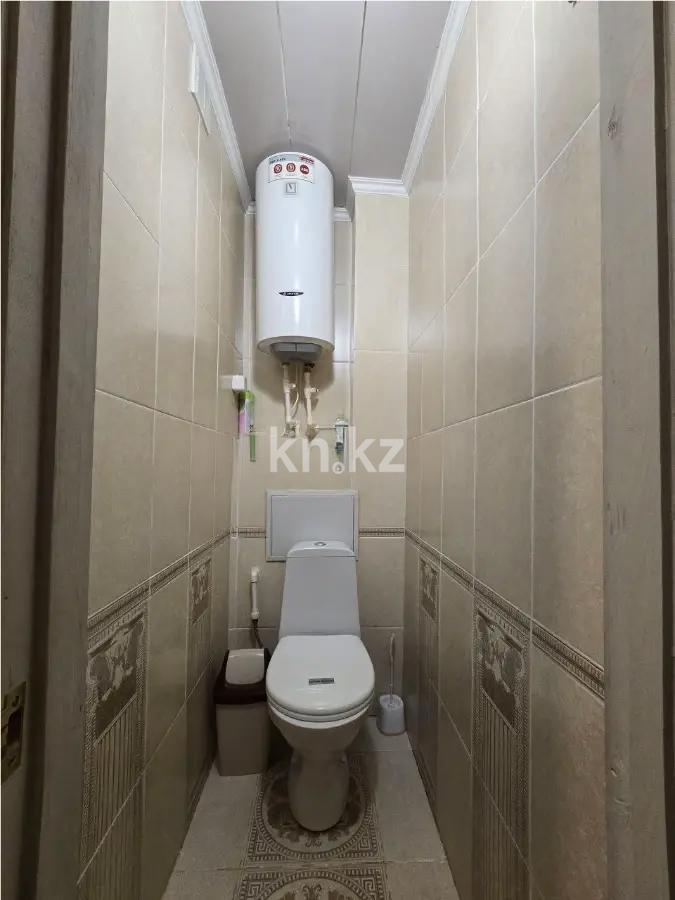 Продажа 3-комнатной квартиры, 63 м², ул. Аманжолова, дом  71а в Караганде - фото 5