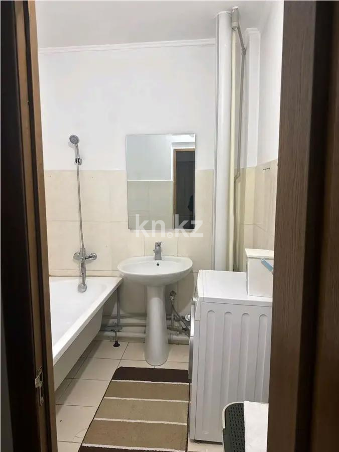 Продажа 3-комнатной квартиры, 74 м², мкр-н Мамыр-4, дом  296 в Алматы - фото 6