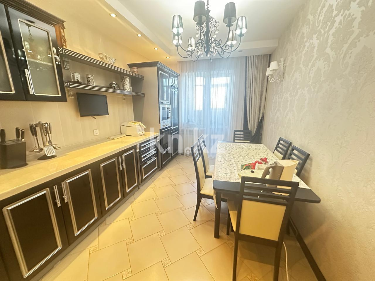 Продажа 3-комнатной квартиры, 117 м², пр. Республики в Караганде - фото 14