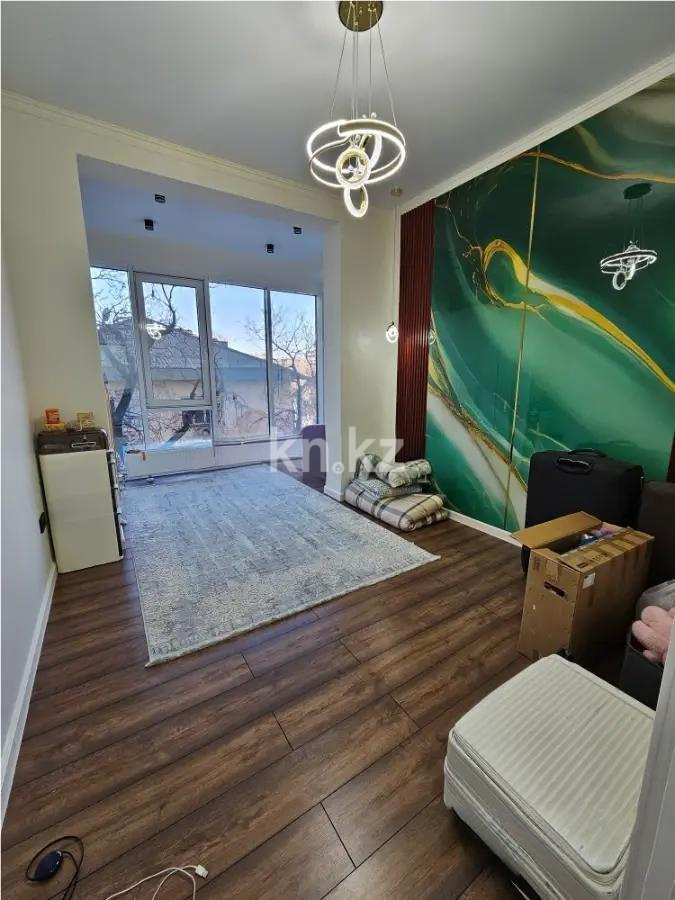 Продажа 3-комнатной квартиры, 80 м², пр. Абая, дом  38 в Алматы - фото 2