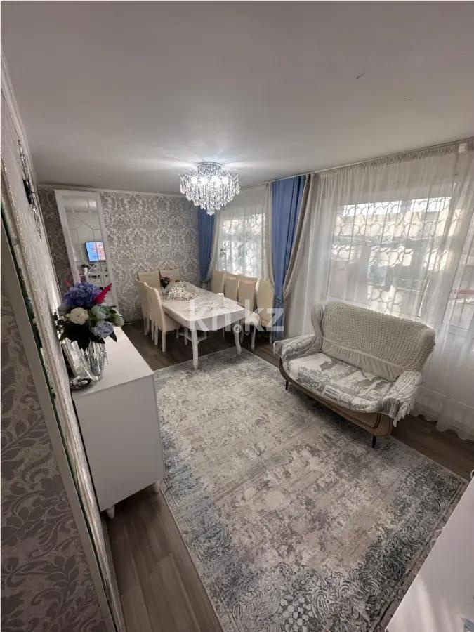 Продажа 4-комнатной квартиры, 79 м², пр. Республики, дом  32 - Продажа  четырехкомнатных квартир в Караганде фото 2 из 7
