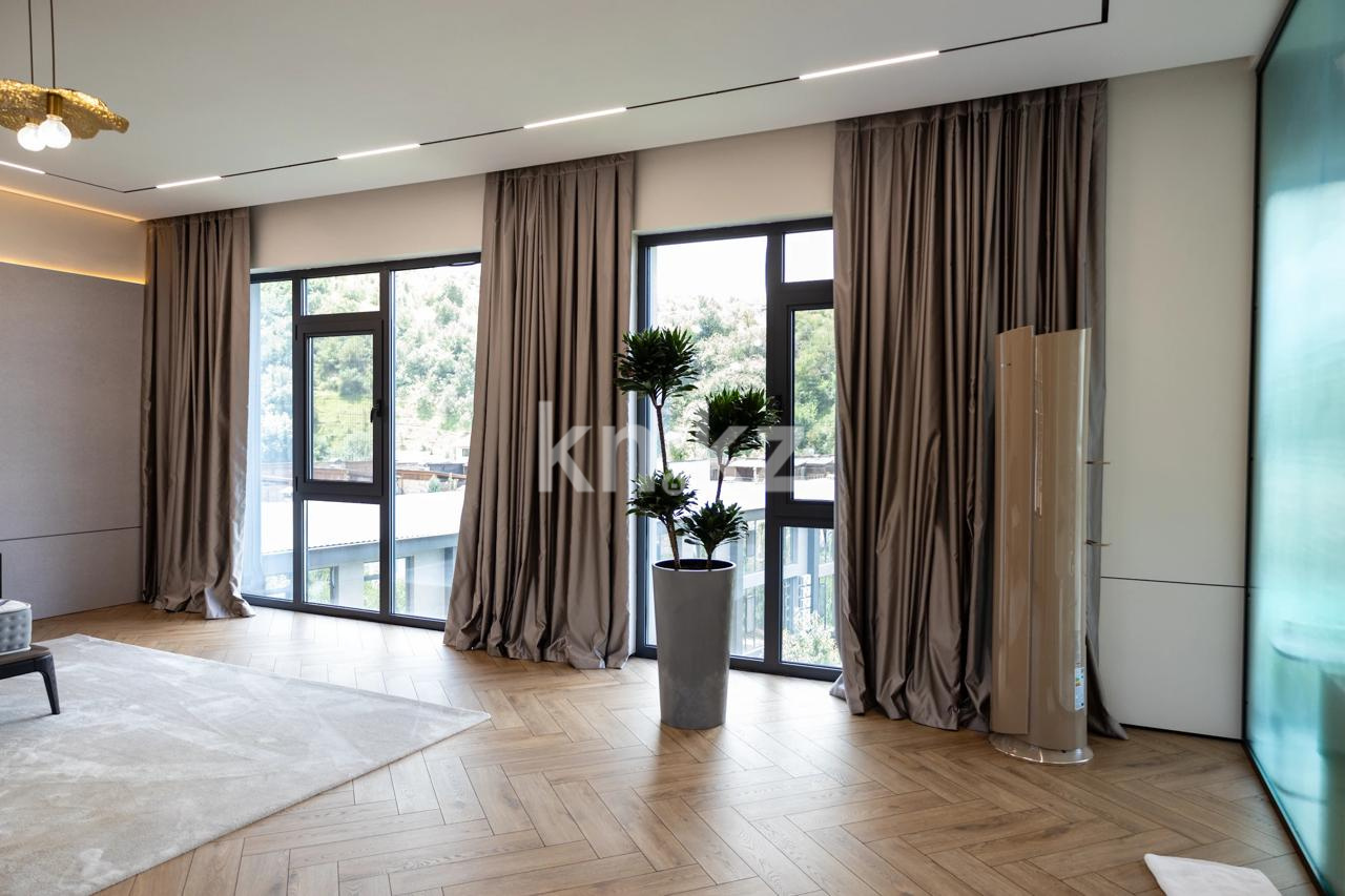 Продажа 6-комнатной квартиры, 650 м² - Продажа пятикомнатных и более квартир в Алматы фото 32 из 40