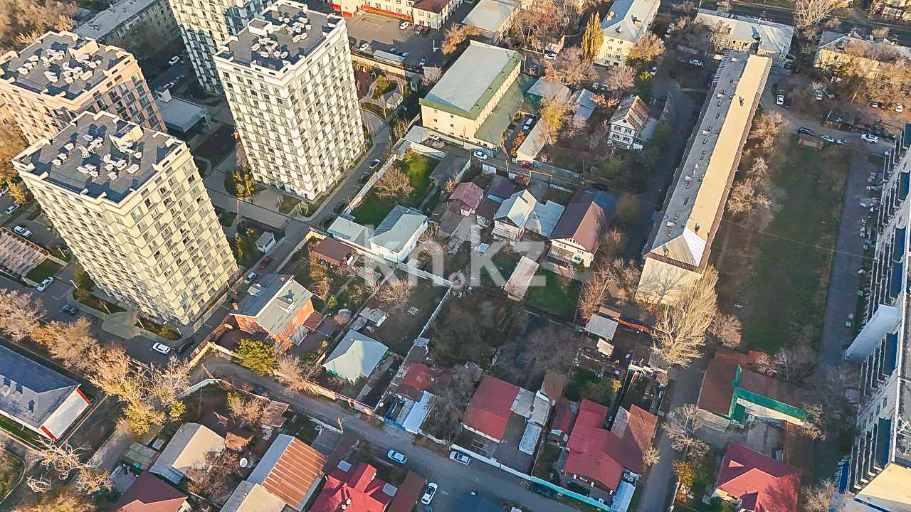 Продажа 6-комнатного дома, 239 м², ул. Басенова - Продажа домов и коттеджей в Алматы фото 4 из 23