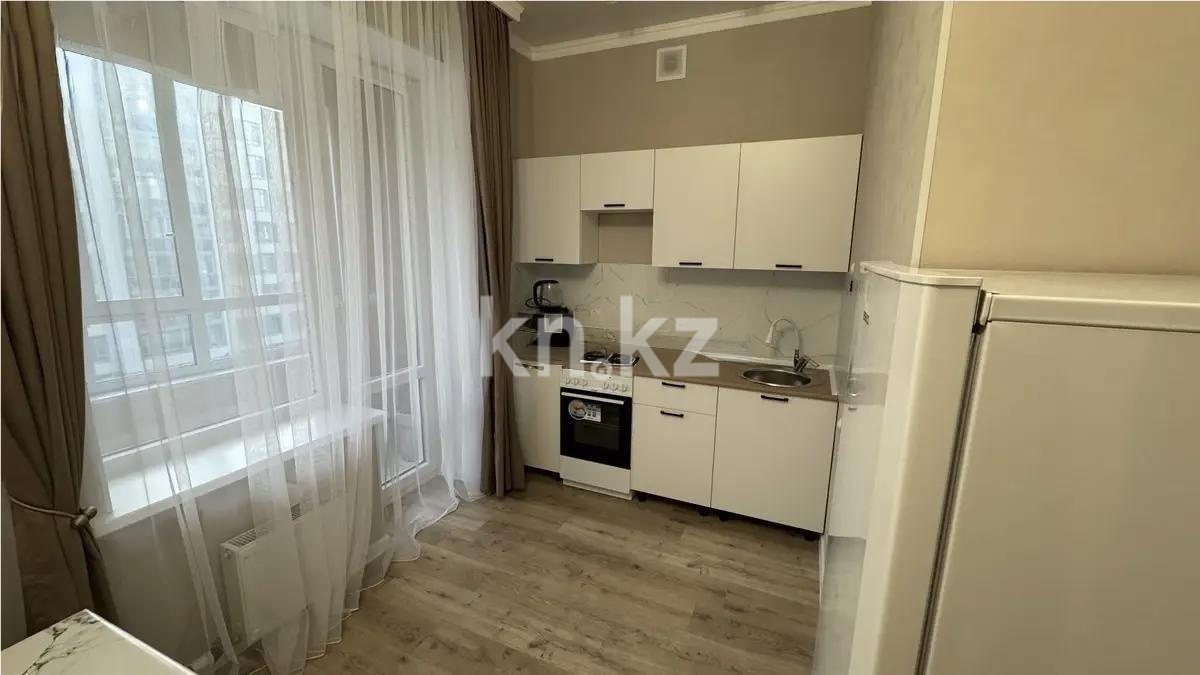 Продажа 1-комнатной квартиры, 38 м², ул. Анет баба, дом  10 в Астане - фото 2