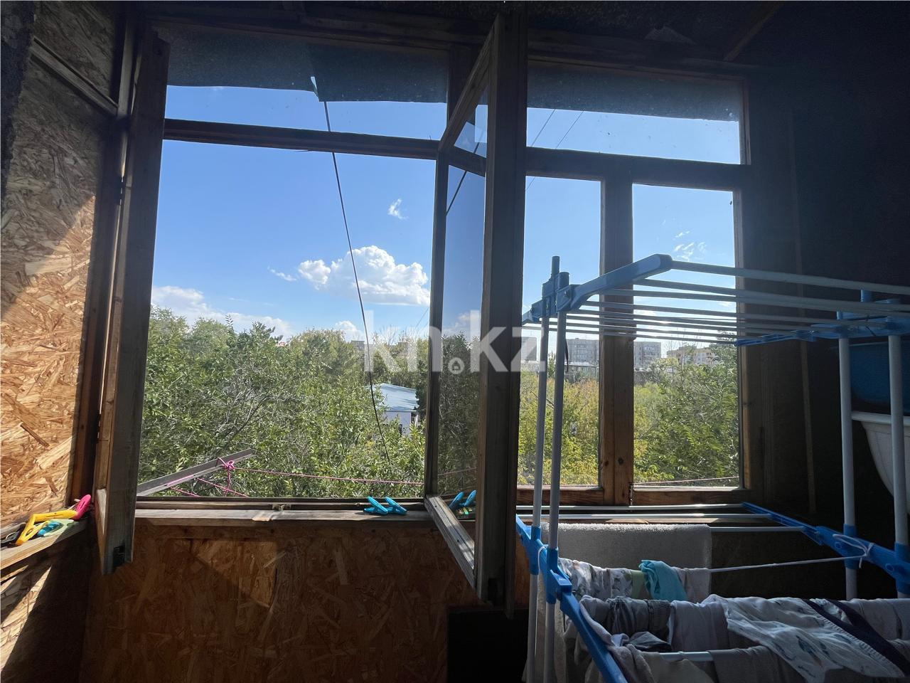 Продажа 4-комнатной квартиры, 63 м², пр. Строителей, дом  17 - Продажа  четырехкомнатных квартир в Караганде фото 11 из 14