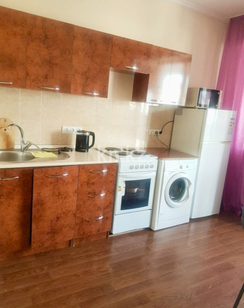 Аренда 1-комнатной квартиры посуточно, 42 м², ул. Егизбаева, дом  7/10 - ул. Розыбакиева - Аренда  однокомнатных квартир посуточно в Алматы фото 4 из 5