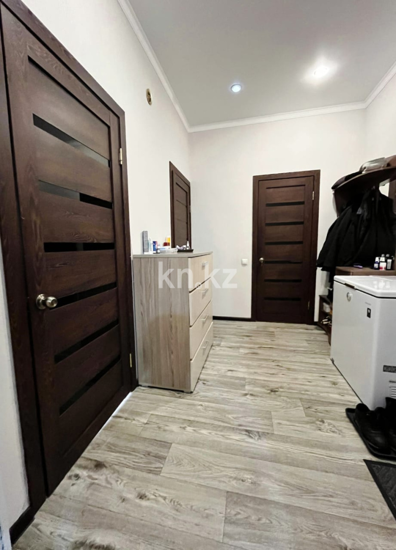 Продажа 3-комнатной квартиры, 64 м², ул. Дружбы Народов, дом  2/4 - Продажа жилой и коммерческой недвижимости в Усть-Каменогорске фото 14 из 24