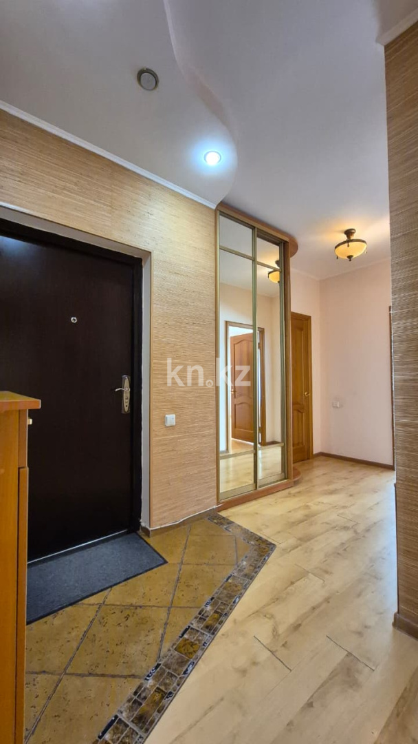 Продажа 4-комнатной квартиры, 123 м², мкр-н Сарыарка, дом  39 - Продажа и аренда недвижимости в Атырау фото 17 из 38