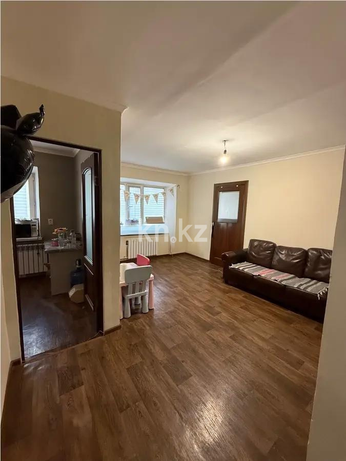 Продажа 2-комнатной квартиры, 42 м², ул. Ерубаева, дом  50 - Продажа квартир в Караганде без посредников с фото фото 1 из 5