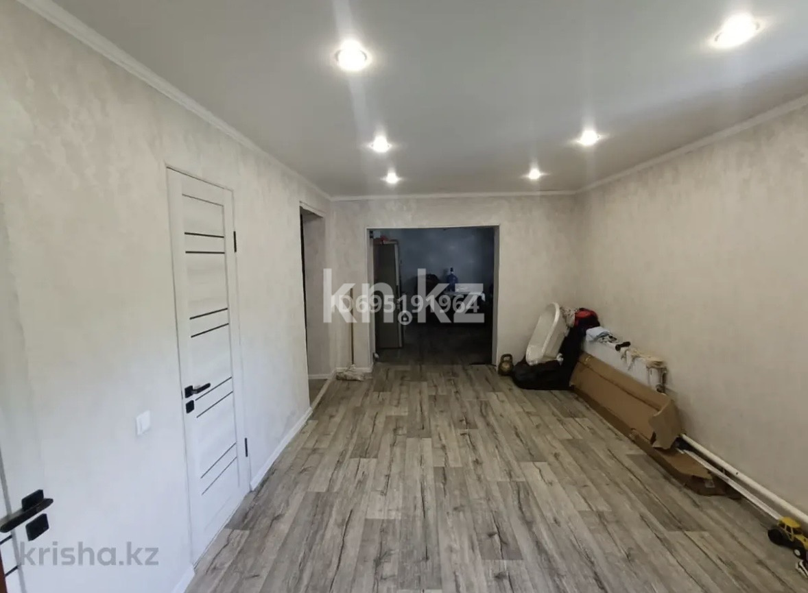 Продажа 4-комнатного дома, 106 м² в Караганде