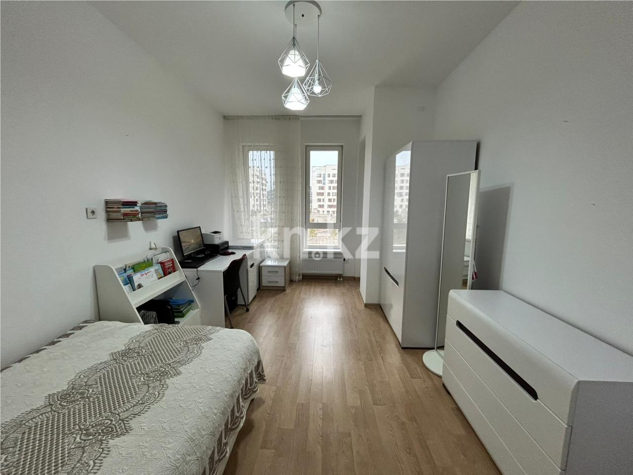 Продажа 4-комнатной квартиры, 110 м², пр. Кабанбай батыра, дом  60а/2 - Продажа  четырехкомнатных квартир в Астане фото 9 из 25