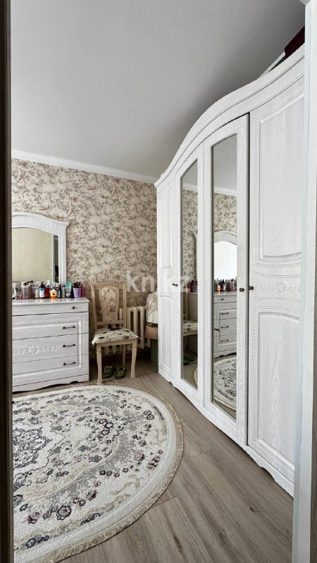 Продажа 2-комнатной квартиры, 45 м², каратау, дом  32 - Продажа и аренда недвижимости в Таразе фото 1 из 18