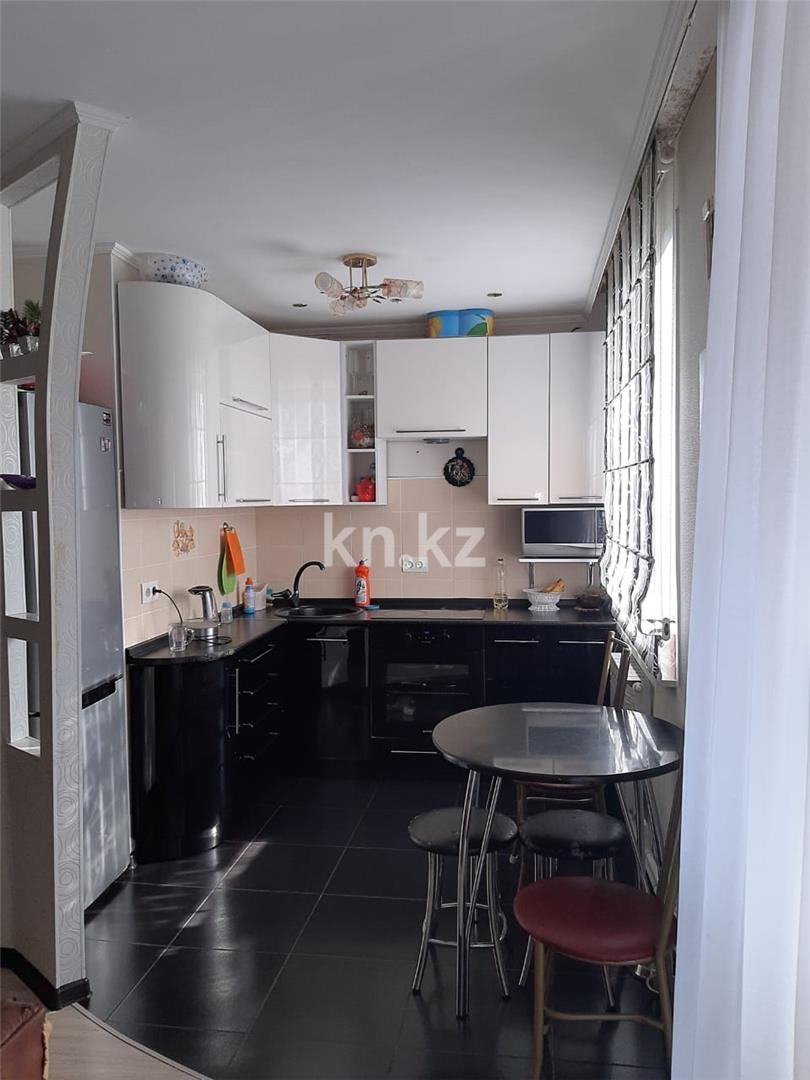 Продажа 3-комнатной квартиры, 65 м² - Продажа квартир в кирпичном доме в Казахстане - страница 168 фото 4 из 17