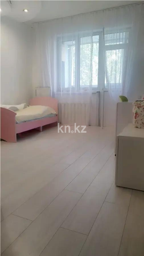 Продажа 3-комнатной квартиры, 65 м², ул. Бокейхана, дом  10 - Продажа  трехкомнатных квартир в Астане без посредников фото 1 из 6