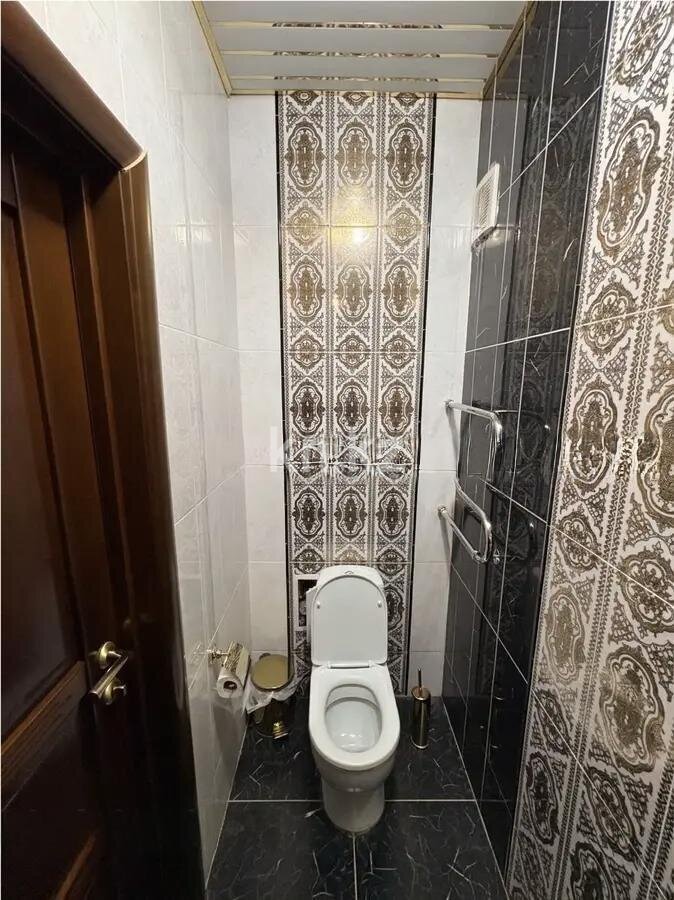 Продажа 6-комнатной квартиры, 286.8 м² в Астане - фото 8