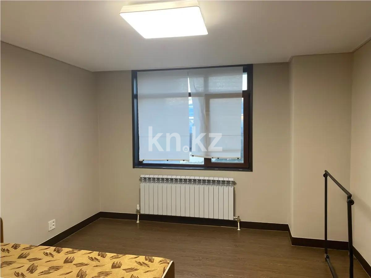 Продажа 4-комнатной квартиры, 135 м², ул. Нажимеденова, дом  4 в Астане - фото 3