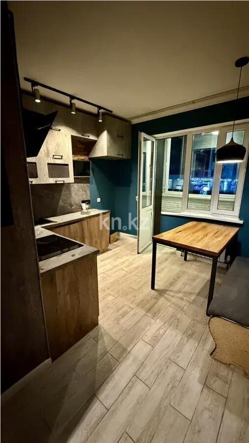 Продажа 3-комнатной квартиры, 70.4 м² в Алматы - фото 3