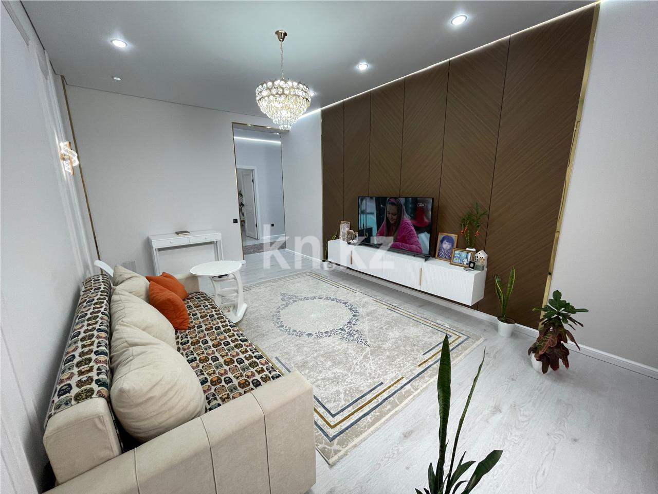 Продажа 2-комнатной квартиры, 65 м² в Караганде - фото 3