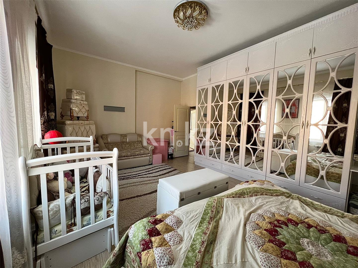 Продажа 4-комнатной квартиры, 202 м², ул. Таттимбета - Продажа квартир в Караганде с фото фото 10 из 21