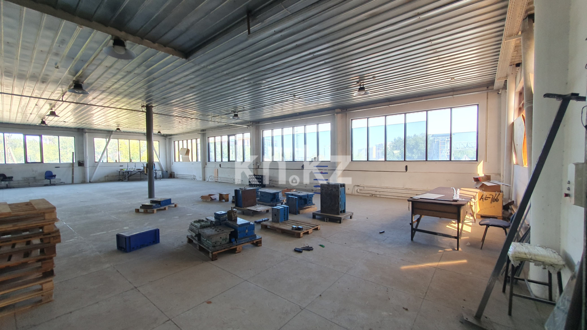 Продажа , 2150 м², Рыскулова, дом  1/1 - Продажа зданий в Алматы фото 39 из 40