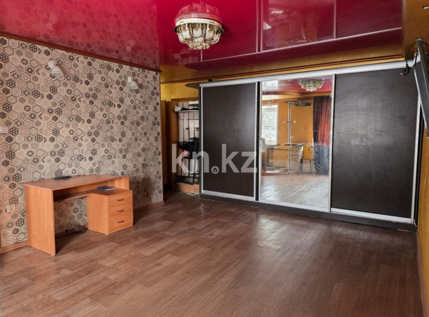 Продажа 1-комнатной квартиры, 32.4 м² - Продажа и аренда недвижимости в Усть-Каменогорске фото 3 из 6