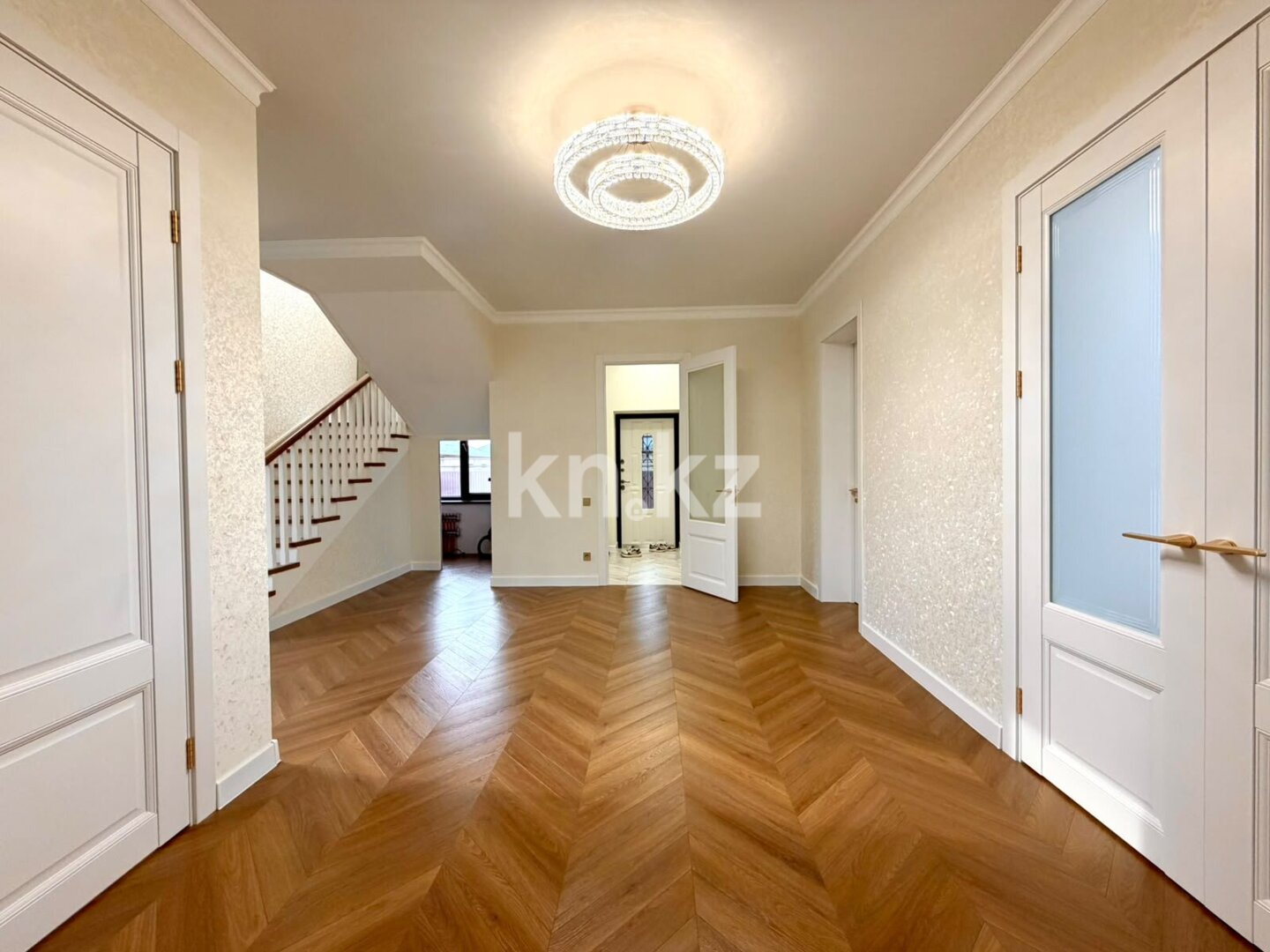 Продажа 5-комнатного дома, 250 м² в Алматинской области - фото 15