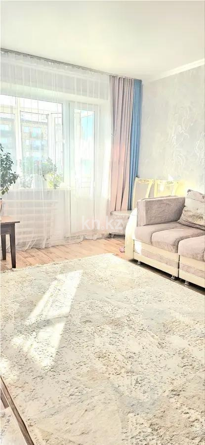 Продажа 3-комнатной квартиры, 60 м², пр. Абая, дом  69 - Продажа и аренда недвижимости в Шахтинске фото 1 из 5