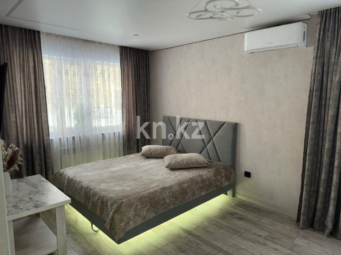 Продажа 1-комнатной квартиры, 29 м², ул. Ерубаева - Продажа  однокомнатных квартир в Караганде с фото фото 1 из 7