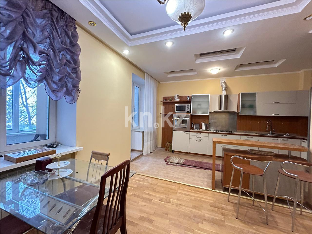 Продажа 4-комнатной квартиры, 191.7 м², ул. Мамбетова - Продажа  четырехкомнатных квартир в Астане фото 1 из 25