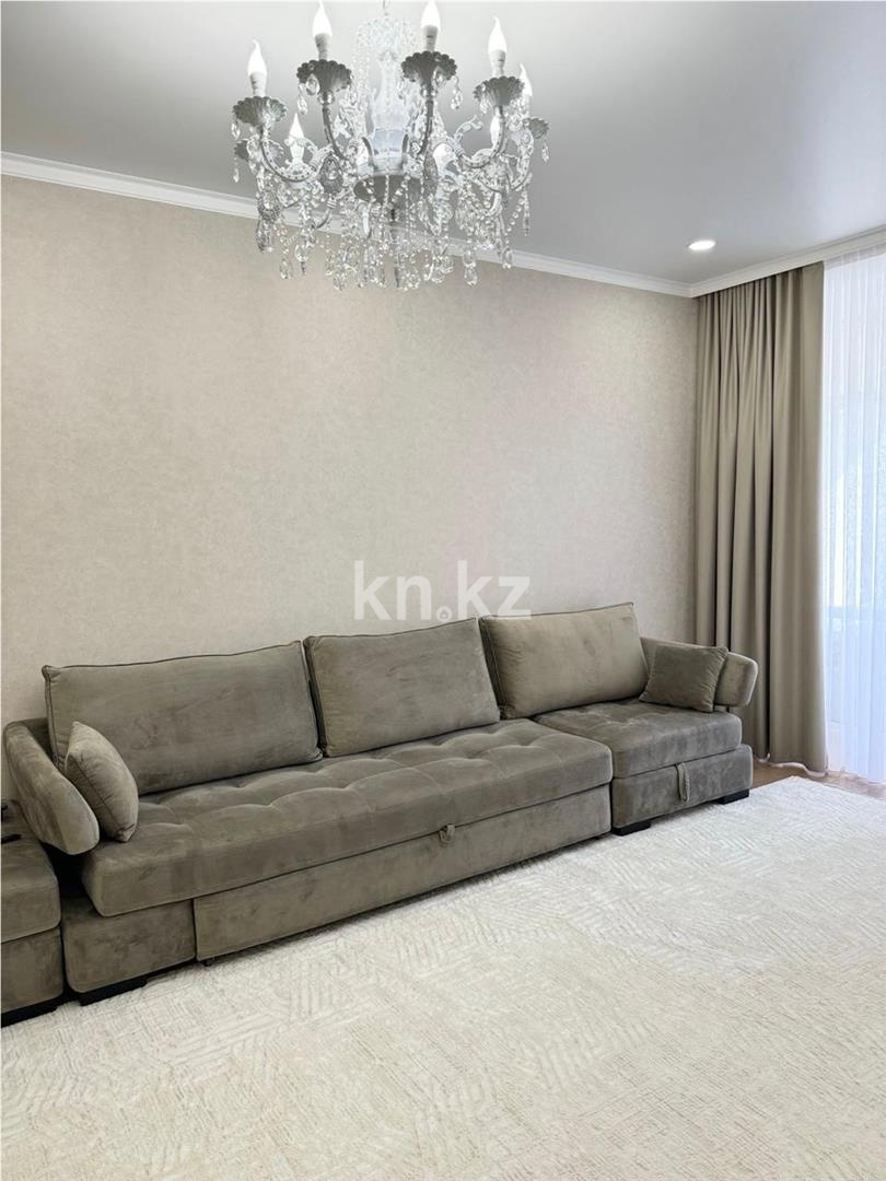 Продажа 2-комнатной квартиры, 67 м², ул. Ашимова в Караганде - фото 2