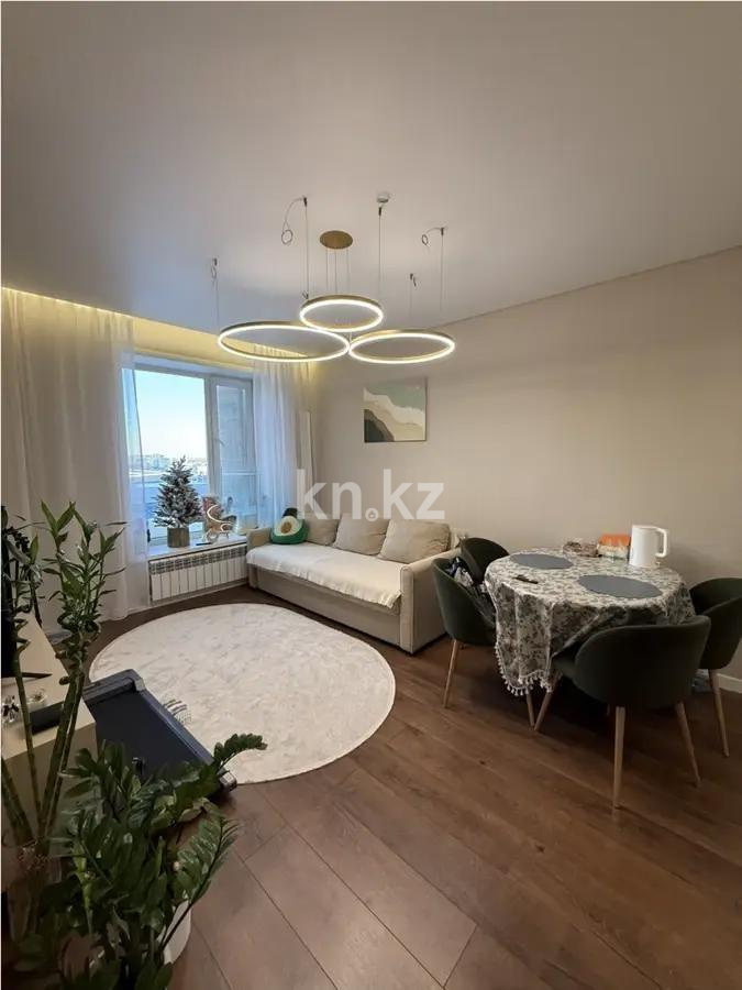 Продажа 2-комнатной квартиры, 40 м², пр. Кабанбай батыра, дом  59 - Продажа квартир в Казахстане фото 1 из 5