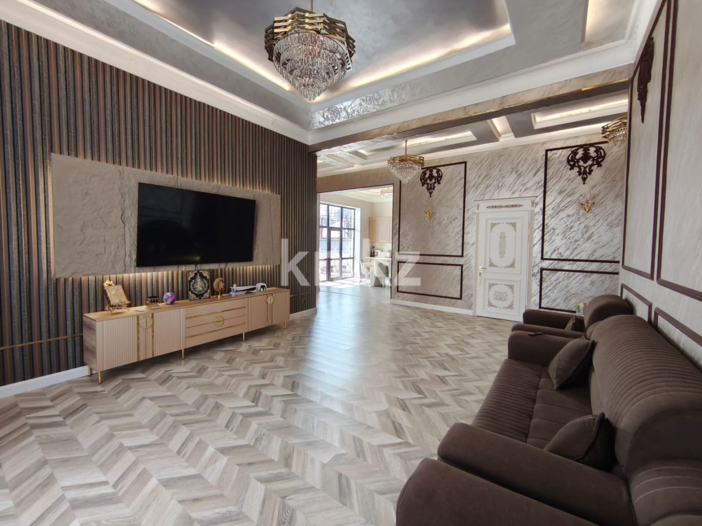 Продажа 5-комнатного дома, 252 м² в Алматы - фото 16