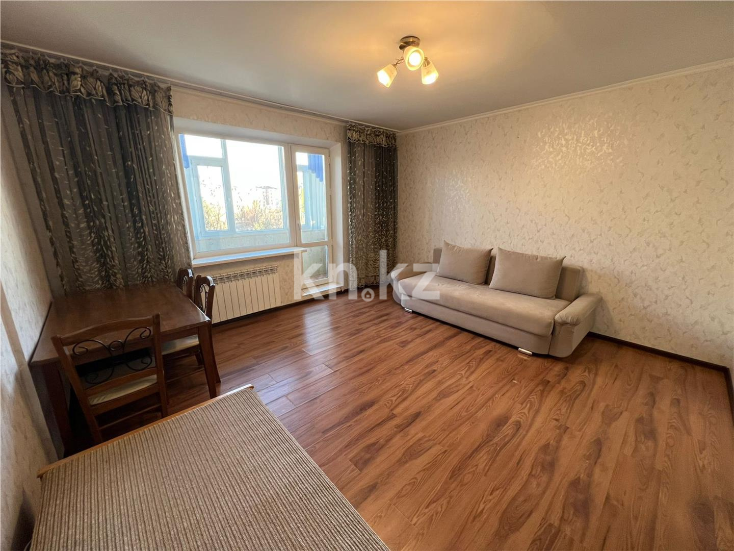 Продажа 2-комнатной квартиры, 54 м², мкр-н Голубые Пруды - Продажа  однокомнатных, двухкомнатных, трехкомнатных квартир в Караганде фото 1 из 24