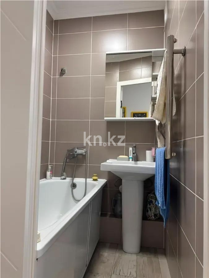 Продажа 2-комнатной квартиры, 47.7 м² в Алматы - фото 4