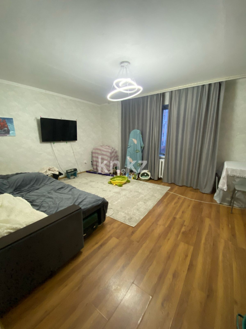 Продажа 3-комнатной квартиры, 80 м², ул. Болекпаева, дом  15 - Продажа квартир в Астане фото 1 из 15