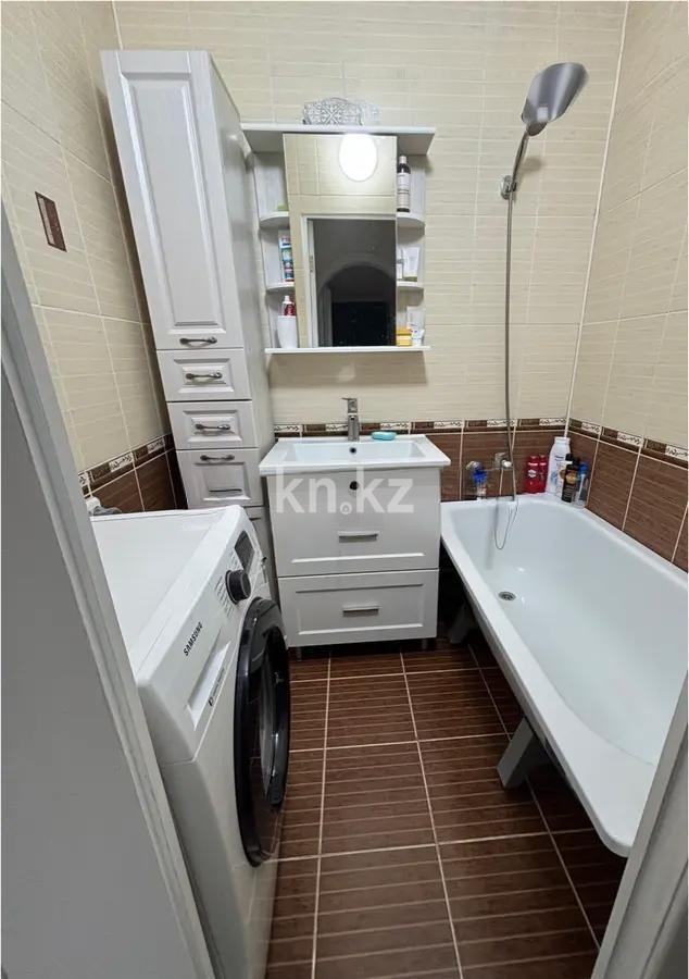 Продажа 2-комнатной квартиры, 50 м², ул. Дюсембекова, дом  67 в Караганде - фото 4