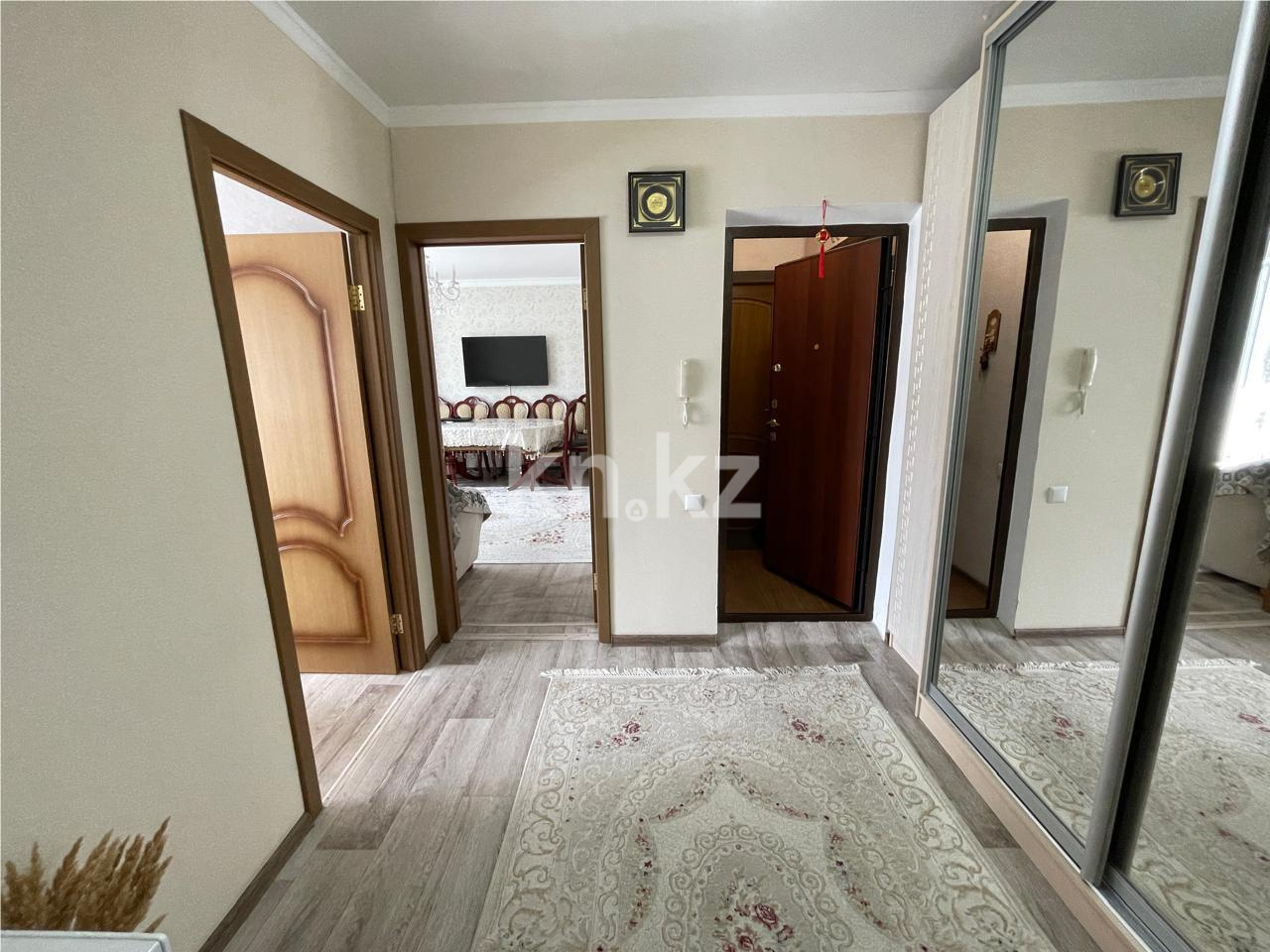 Продажа 3-комнатной квартиры, 64 м², мкр-н Степной-3 - Продажа  трехкомнатных квартир в Караганде фото 15 из 20