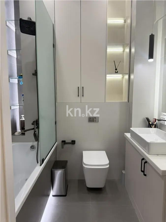 Продажа 3-комнатной квартиры, 97.5 м² в Алматы - фото 4