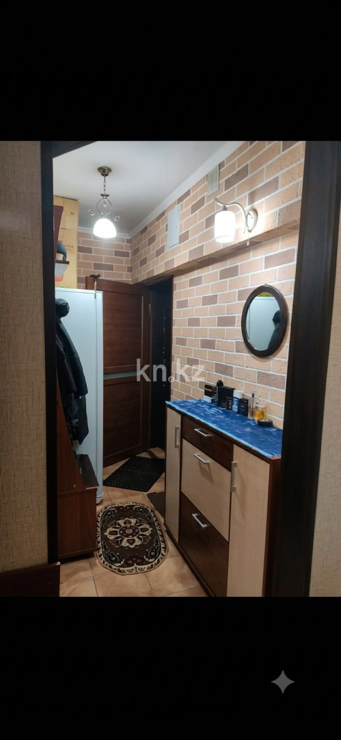 Продажа 3-комнатной квартиры, 51 м² - Продажа квартир в районе Михайловка в Караганде фото 3 из 18
