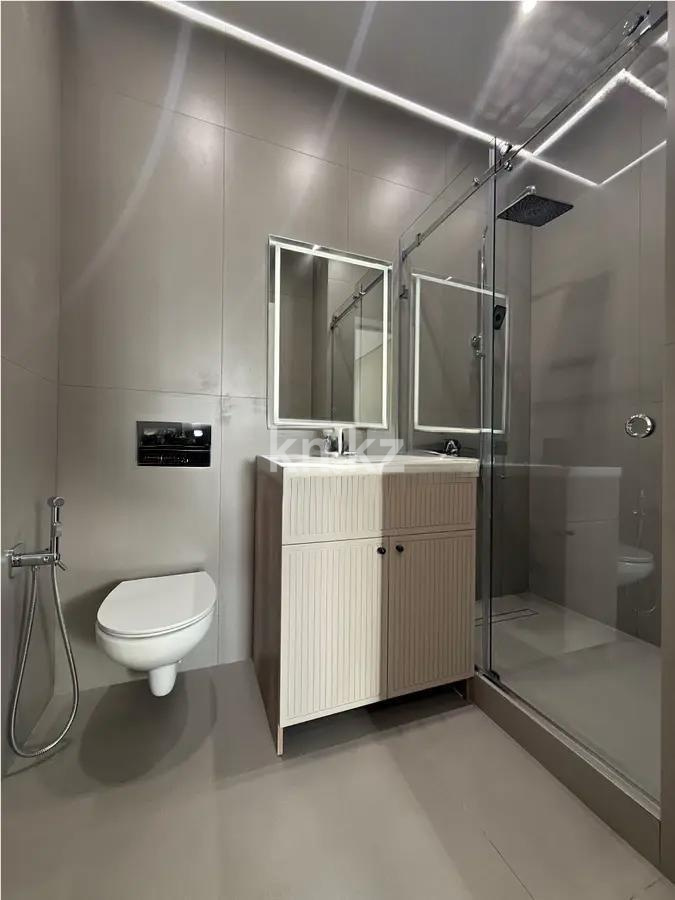 Продажа 3-комнатной квартиры, 82 м², ул. Розыбакиева, дом  197/2 в Алматы - фото 7