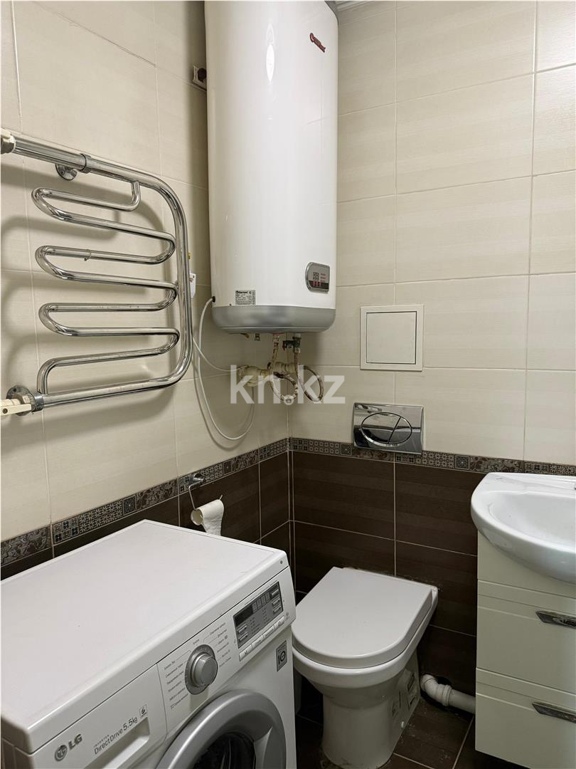 Продажа 3-комнатной квартиры, 64 м², ул. Пичугина - Продажа квартир в Казахстане фото 6 из 9