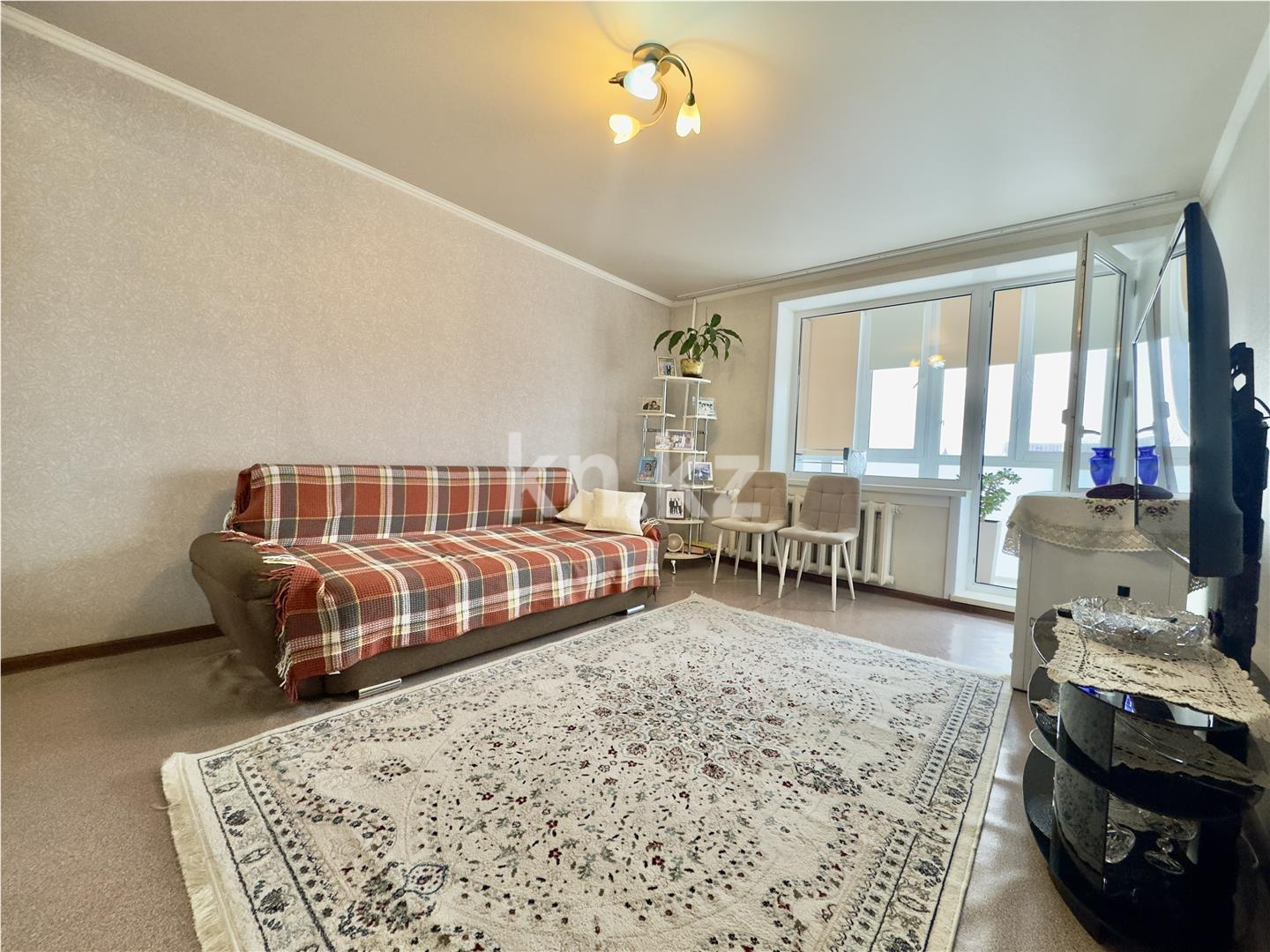 Продажа 2-комнатной квартиры, 49 м², мкр-н Восток-3, дом  16 - Продажа квартир в Караганде фото 2 из 19