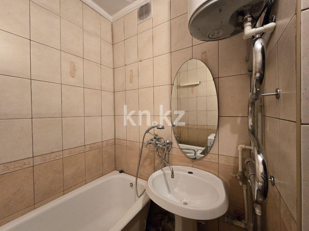 Продажа 3-комнатной квартиры, 64 м², пр. Момышулы в Темиртау - фото 9