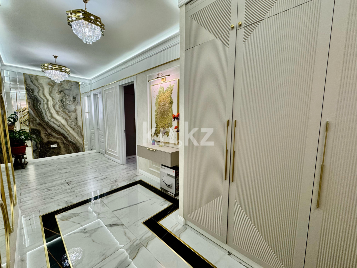 Продажа 3-комнатной квартиры, 120 м², ул. Гоголя, дом  56/4 - Продажа  трехкомнатных квартир в новостройках Караганды фото 22 из 25