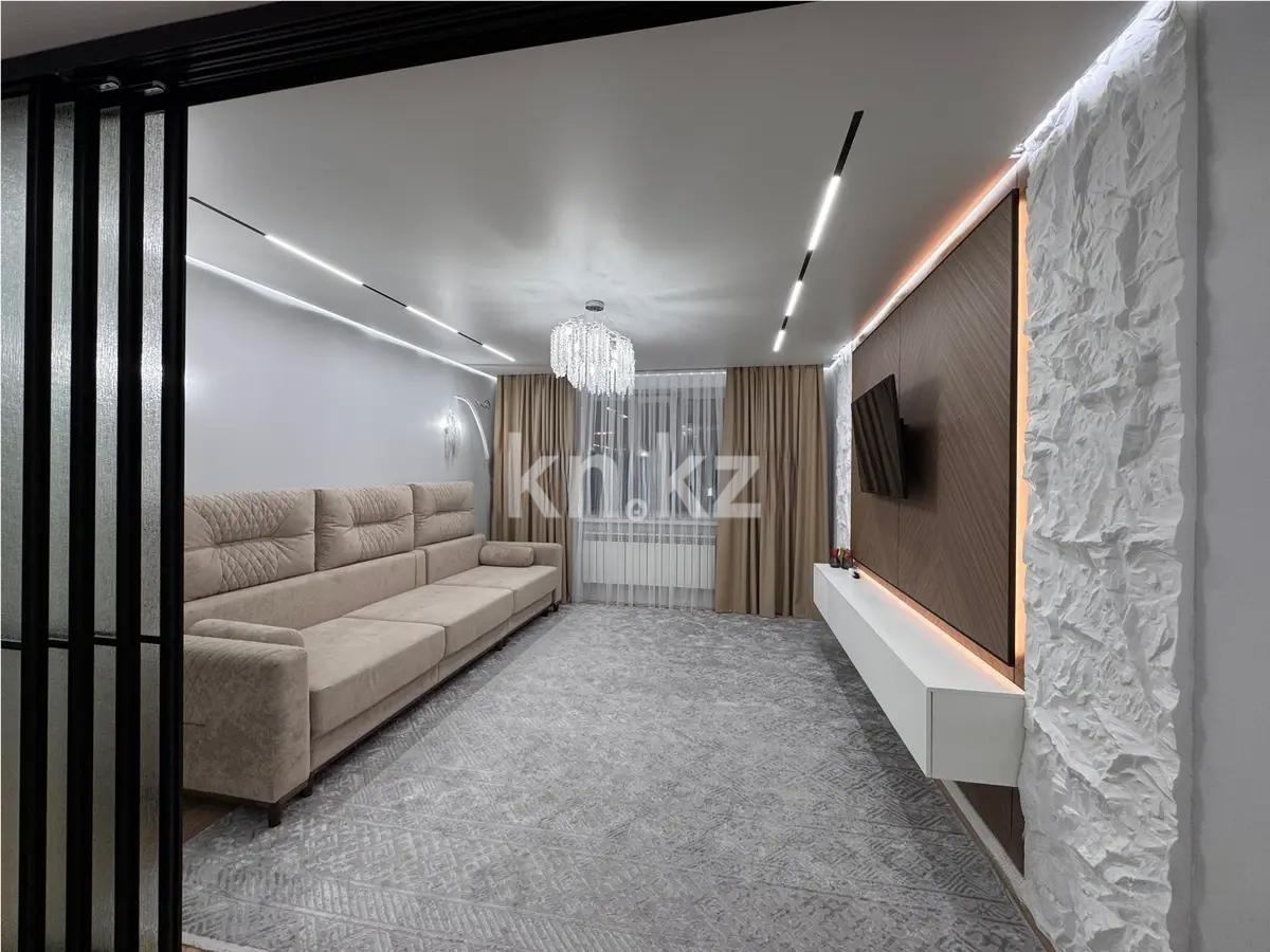 Продажа 3-комнатной квартиры, 110 м², пр. Момышулы, дом  2/10 - Продажа  трехкомнатных квартир в Астане без посредников фото 1 из 7