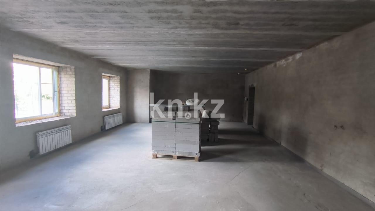 Продажа 3-комнатной квартиры, 73 м², ул. Муканова - Продажа квартир в Караганде фото 1 из 4