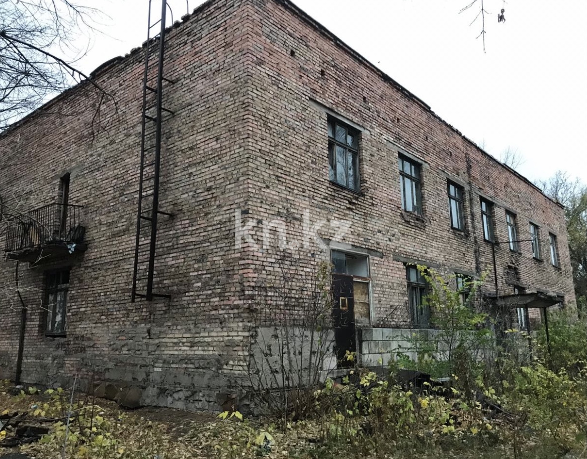 Продажа , 860 м², ул. Сарсекова, дом  49а - Продажа зданий в Караганде фото 2 из 5