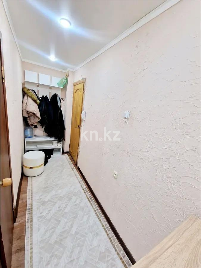 Продажа 2-комнатной квартиры, 47 м², 12 мкр., дом  16 в Караганде - фото 5