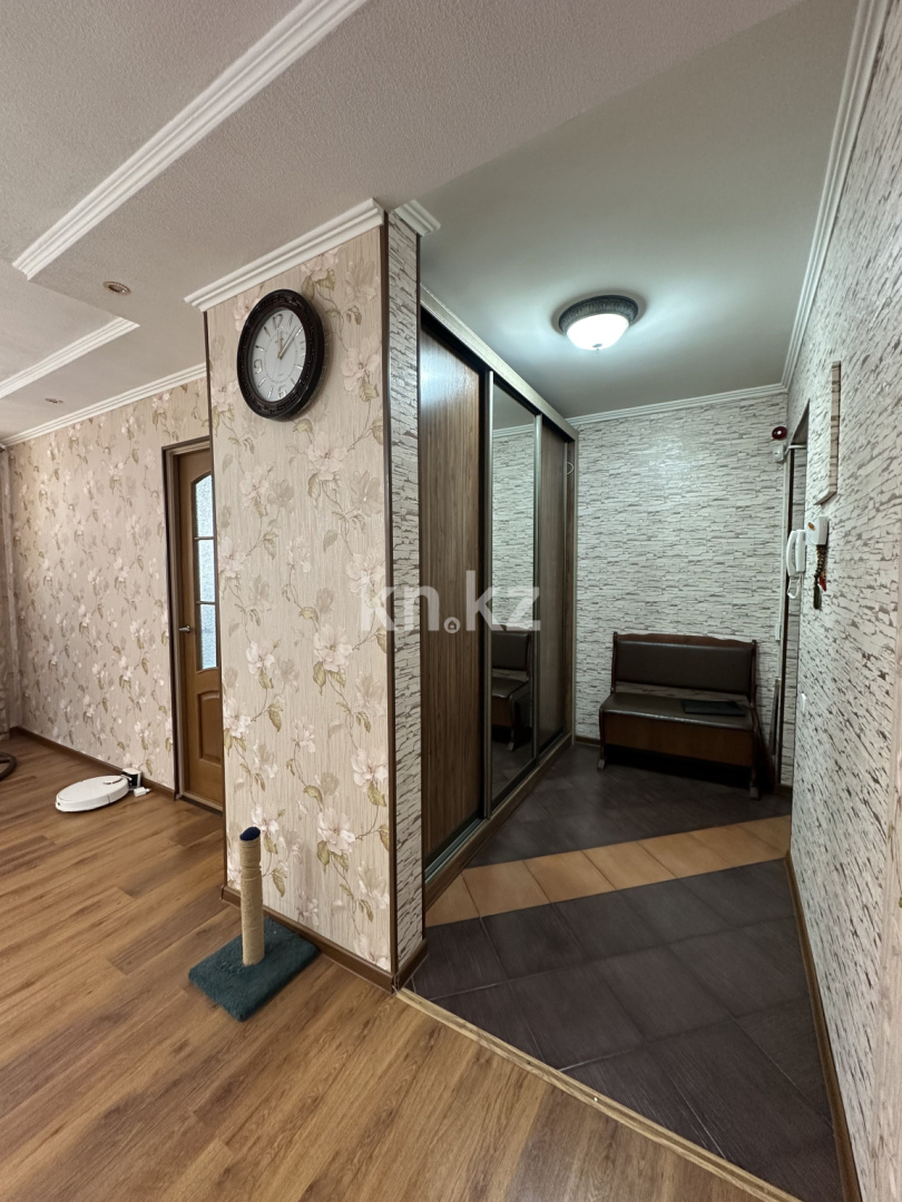 Продажа 4-комнатной квартиры, 104.5 м² - Продажа квартир в районе Город в Караганде фото 23 из 36