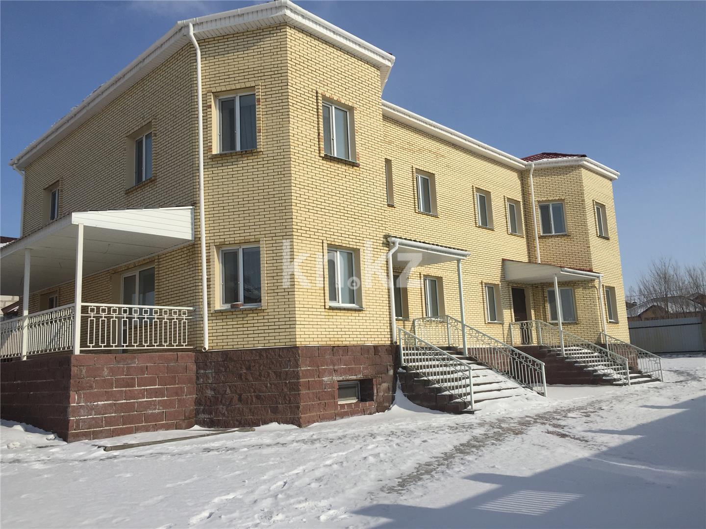 Продажа 10-комнатного дома, 467 м² - Продажа домов, коттеджей в Караганде фото 2 из 18